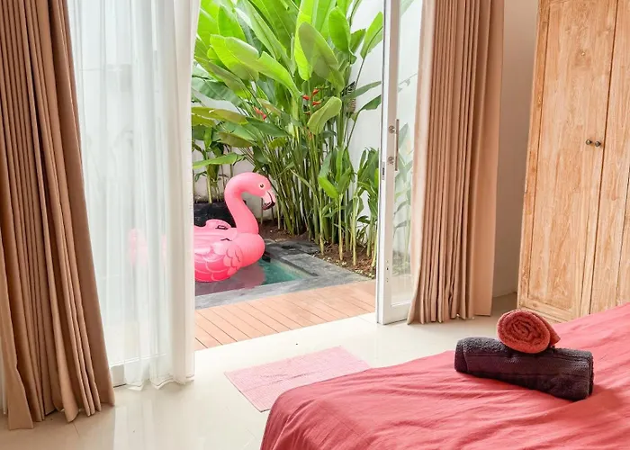Casa De Three Seminyak Beach
